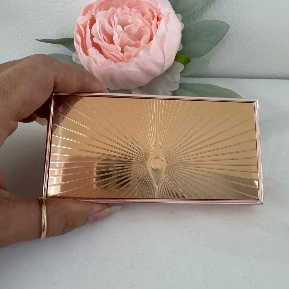 CHARLOTTE TILBURY FILMSTAR BRONZE & GLOW COLOR MEDIUM-DEEP